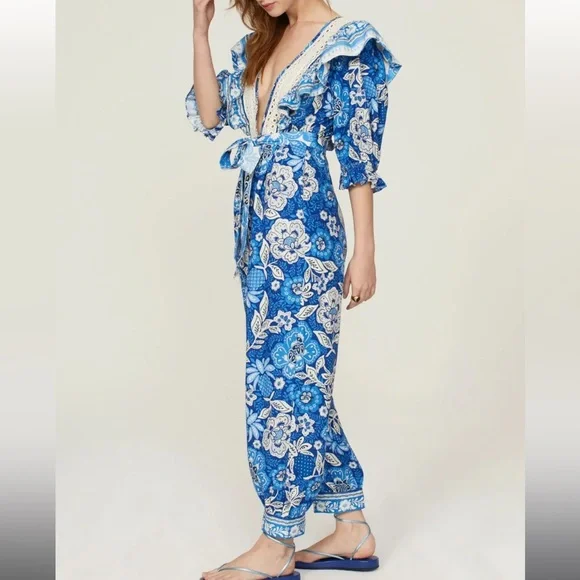 NWT Farm Rio Blue Floral Jumpsuit - Size Medium - Picture 2 of 7